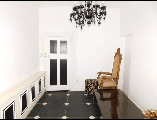 645M² OFFICE FOR SALE IN SAXONWOLD